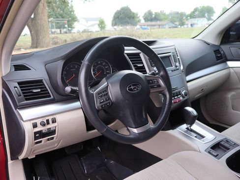 Used 2014 Subaru Outback 2.5i Premium AWD/4WD image 15