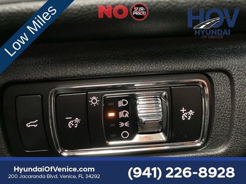 Used 2023 Lincoln Corsair Reserve w/ Equipment Group 201A AWD/4WD image 20