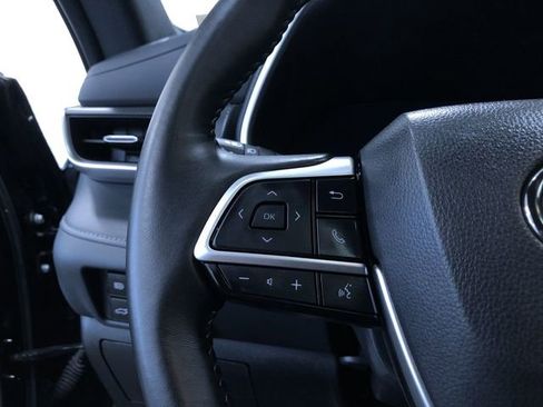 Certified 2025 Toyota Highlander XSE AWD/4WD image 25
