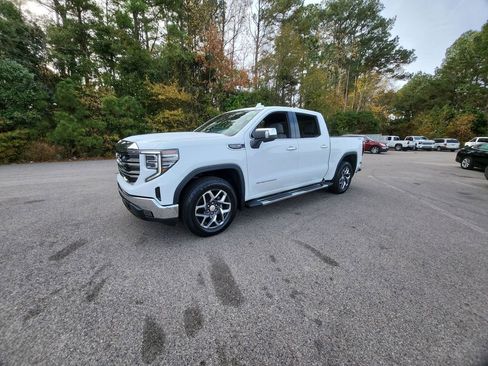 Used 2023 GMC Sierra 1500 SLT w/ SLT Premium Package image 1