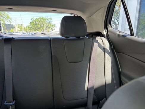 Used 2025 Buick Encore GX Preferred image 37