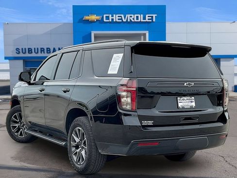 Used 2024 Chevrolet Tahoe Z71 w/ Luxury Package AWD/4WD image 3