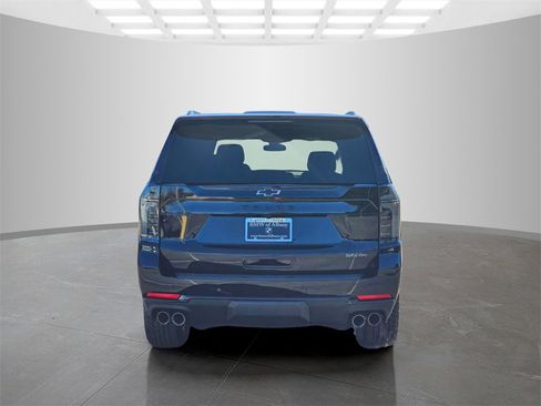 Used 2025 Chevrolet Tahoe Z71 w/ Z71 Off-Road Package image 5