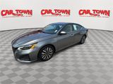 Used 2023 Nissan Altima 2.5 SV image 4