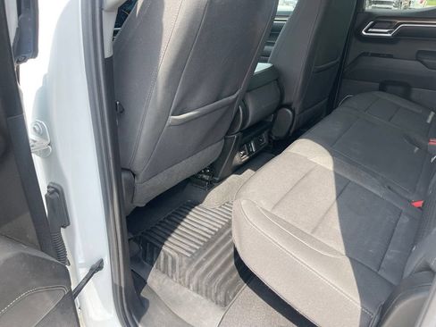 Used 2023 Chevrolet Silverado 1500 LT AWD/4WD image 15