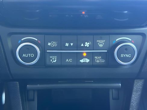 Used 2021 Acura ILX FWD image 16