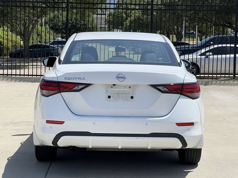 Used 2020 Nissan Sentra S FWD image 4