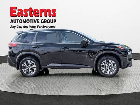 Used 2023 Nissan Rogue SV AWD/4WD image 7