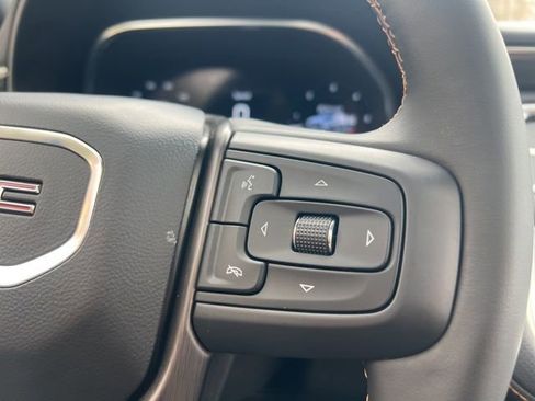 Used 2024 GMC Yukon XL AT4 w/ AT4 Premium Plus Package AWD/4WD image 38