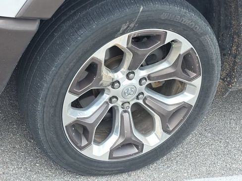 Used 2020 RAM 1500 Limited AWD/4WD image 10