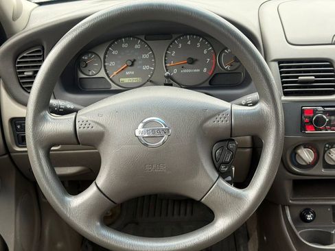 Used 2003 Nissan Sentra GXE image 27