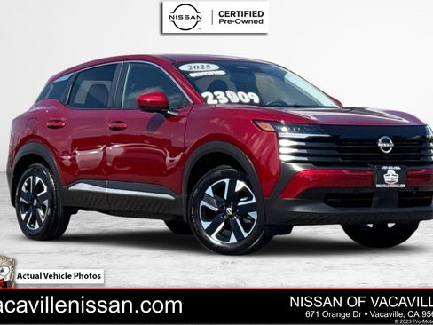 Certified 2025 Nissan Kicks SV AWD/4WD image 1