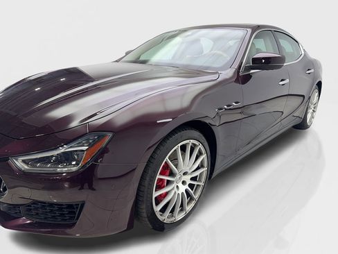Used 2021 Maserati Ghibli RWD image 11