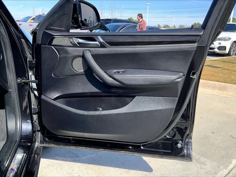 Used 2017 BMW X4 M40i image 27