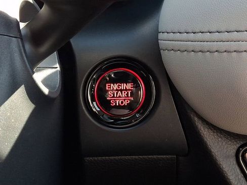 Certified 2026 Honda HR-V EX-L image 23