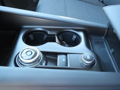 New 2026 Ford Explorer Active image 19