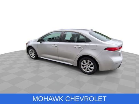 Used 2024 Toyota Corolla LE FWD image 6