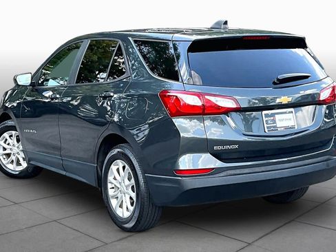 Used 2021 Chevrolet Equinox LS w/ LS Convenience Package FWD image 12