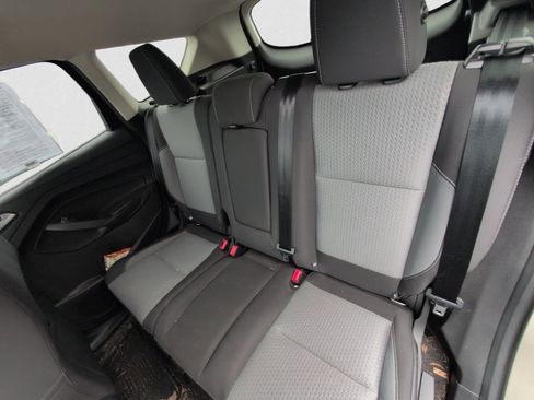 Used 2017 Ford Escape SE w/ Equipment Group 201A AWD/4WD image 11