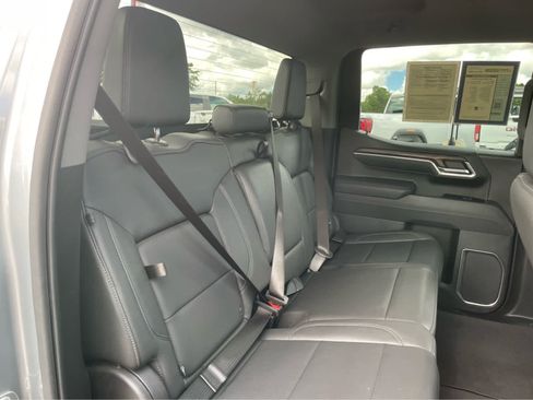 Used 2025 GMC Sierra 1500 SLT AWD/4WD image 21