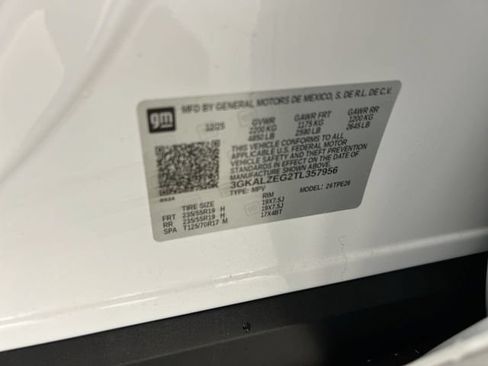 Used 2026 GMC Terrain Denali AWD/4WD image 34