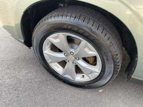 Used 2016 Subaru Forester 2.5i w/ Alloy Wheel Package AWD/4WD image 9