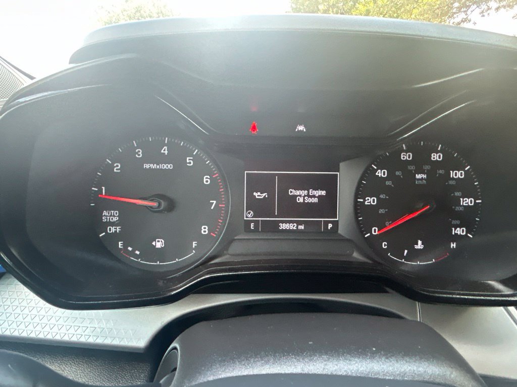 Used 2025 Chevrolet Trax LS FWD image 15