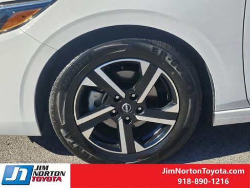 Used 2024 Nissan Sentra SV image 13