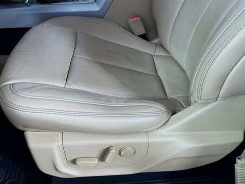 Certified 2019 Ford F150 Lariat w/ Equipment Group 502A Luxury image 24