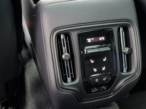 Used 2025 Aston Martin DBX 707 AWD/4WD image 35