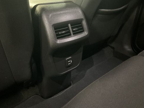 Used 2024 Chevrolet Equinox LT AWD/4WD image 10