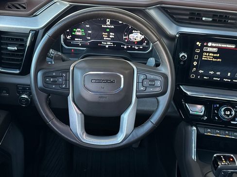 Used 2023 GMC Sierra 1500 Denali w/ Technology Package AWD/4WD image 16