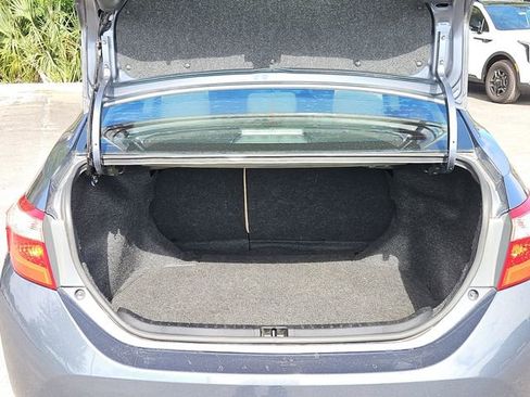 Used 2017 Toyota Corolla LE image 7