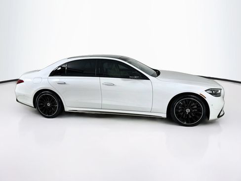 Used 2025 Mercedes-Benz S 580 4MATIC Sedan image 9