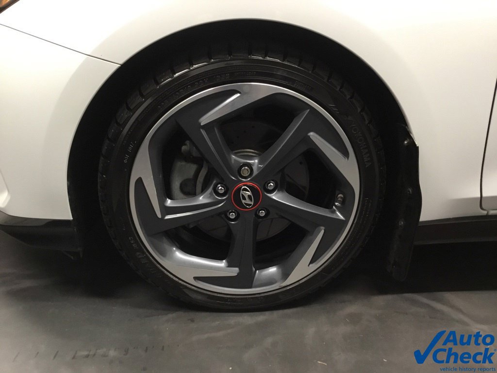 Used 2021 Hyundai Veloster Turbo FWD image 17
