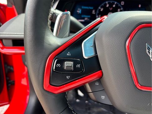 Used 2020 Chevrolet Corvette Stingray Preferred Cpe w/ 2LT Preferred Equipment Group RWD image 30
