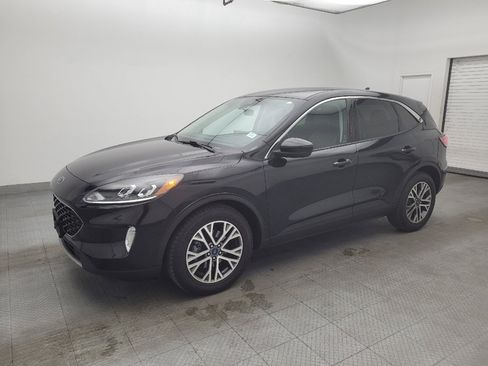 Used 2022 Ford Escape SEL image 2