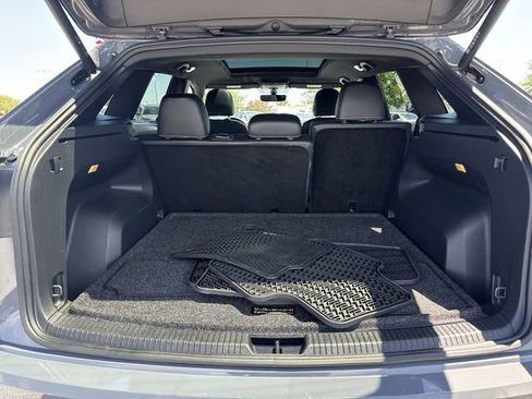 Certified 2023 Volkswagen Atlas Cross Sport SE w/ Panoramic Sunroof Package AWD/4WD image 26