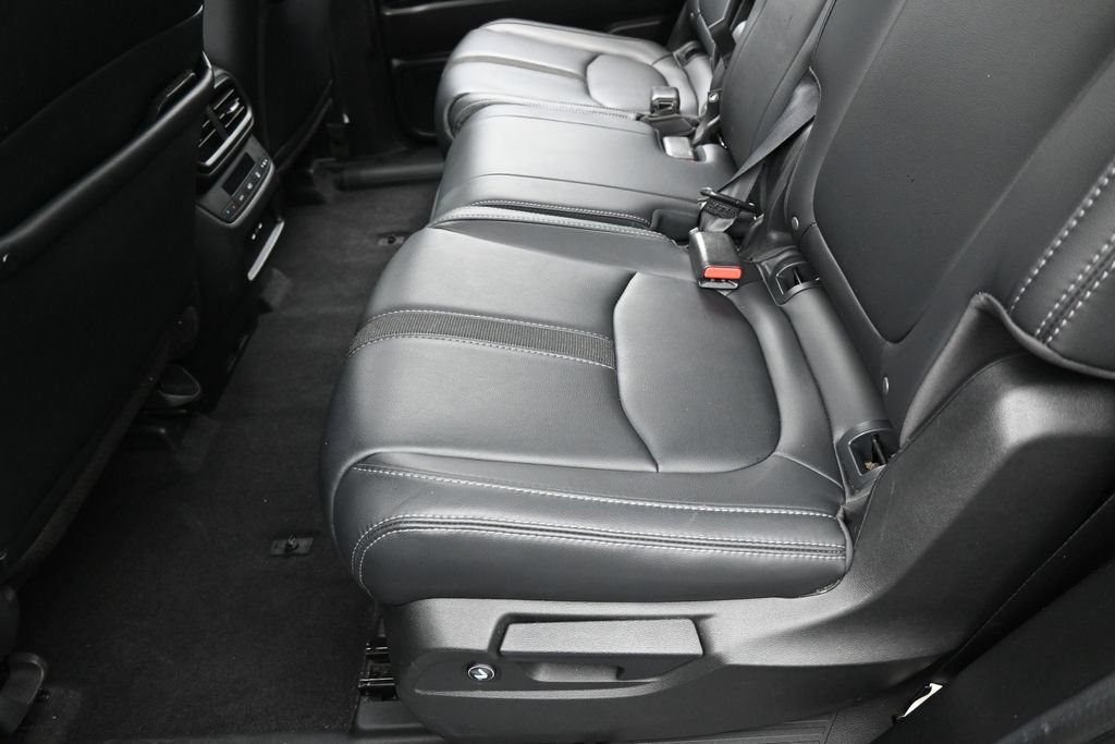Used 2024 Honda Pilot EX-L image 35
