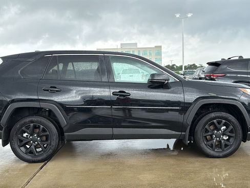 Certified 2025 Toyota RAV4 LE image 6