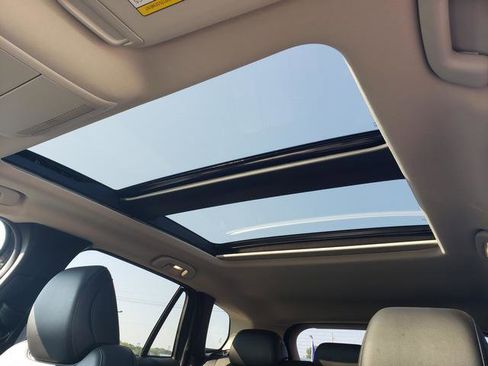 Certified 2023 MAZDA CX-50 2.5 Turbo w/ Premium Plus Pkg image 21