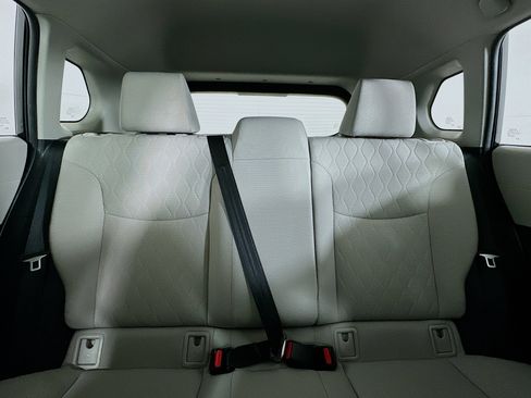 Used 2023 Toyota Corolla Cross L image 29