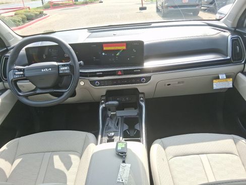 New 2026 Kia Sorento EX FWD image 10