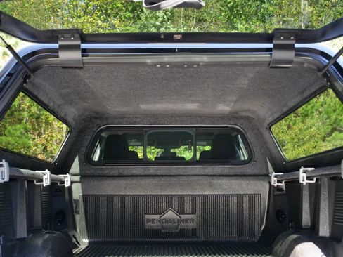 Used 2023 GMC Sierra 2500 SLE image 31