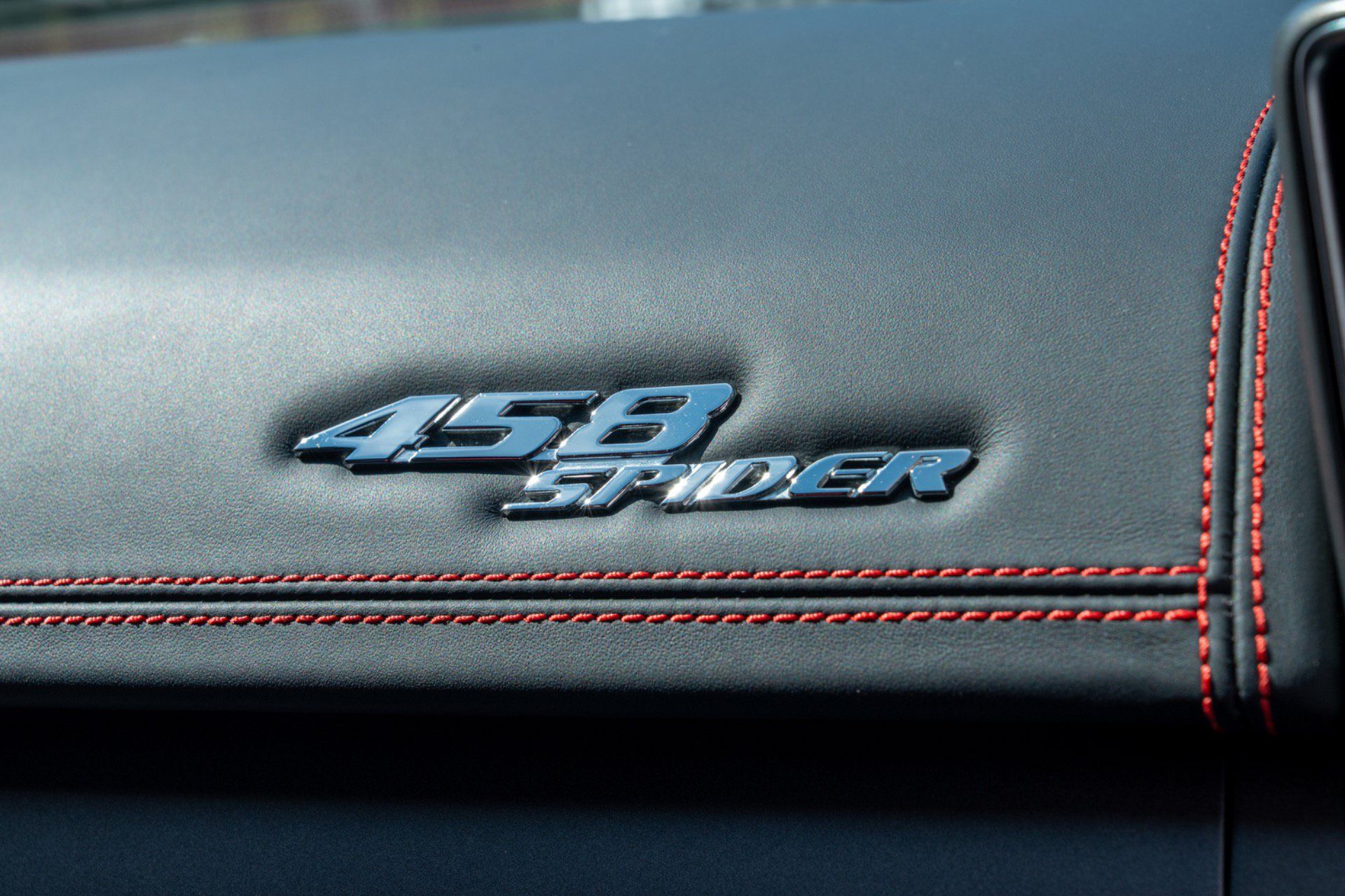 Used 2013 Ferrari 458 Spider RWD image 40