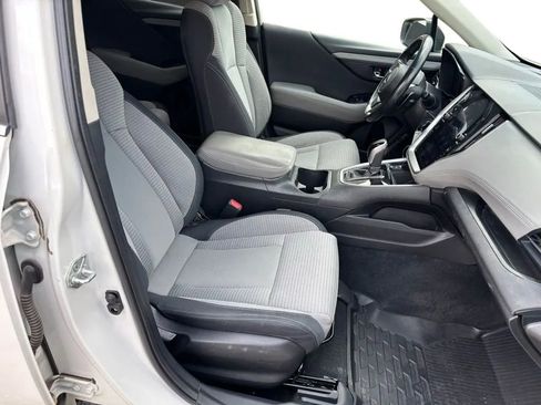 Used 2022 Subaru Outback Premium AWD/4WD image 31