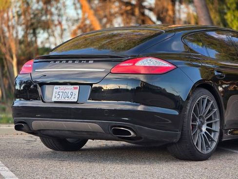 Used 2013 Porsche Panamera image 24