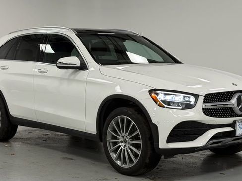 Used 2021 Mercedes-Benz GLC 300 4MATIC w/ AMG Line image 6