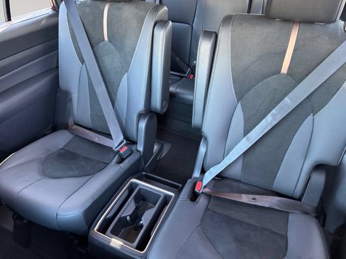 Used 2026 Toyota Grand Highlander AWD Hybrid image 13