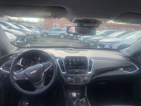 Used 2024 Chevrolet Malibu LT image 33